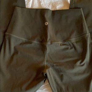 DH gate align pant dupes leggings